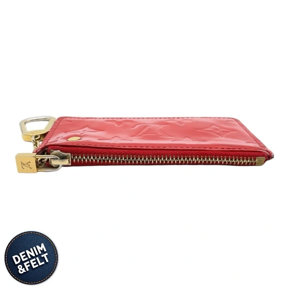 LOUIS VUITTON Red‎ Pomme D'Amour Monogram Vernis Pochette Cles Key/Change Holder